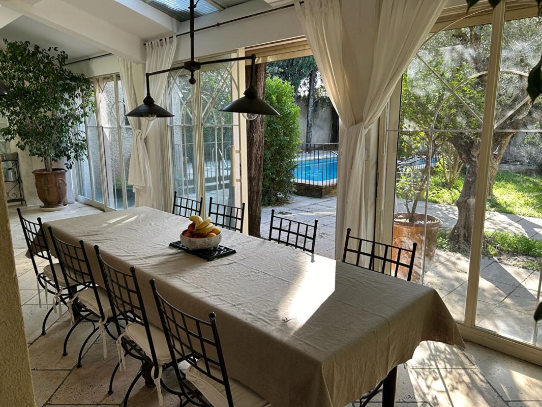 AVIGNON Maison 7 pièce(s) 211 m2 11