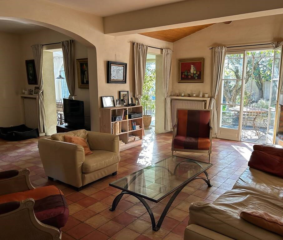 AVIGNON Maison 7 pièce(s) 211 m2 4