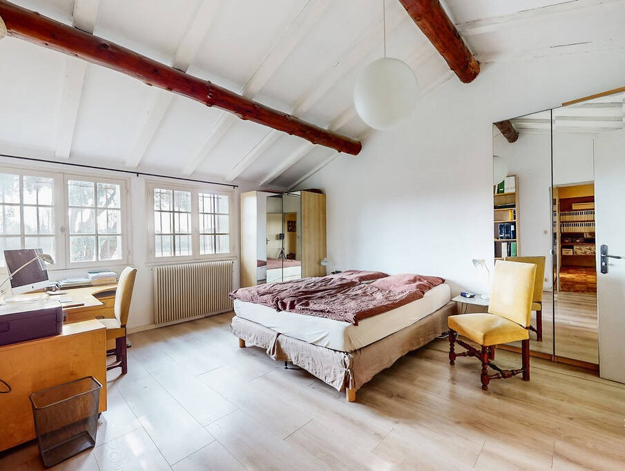 AVIGNON Maison 7 pièce(s) 211 m2 5