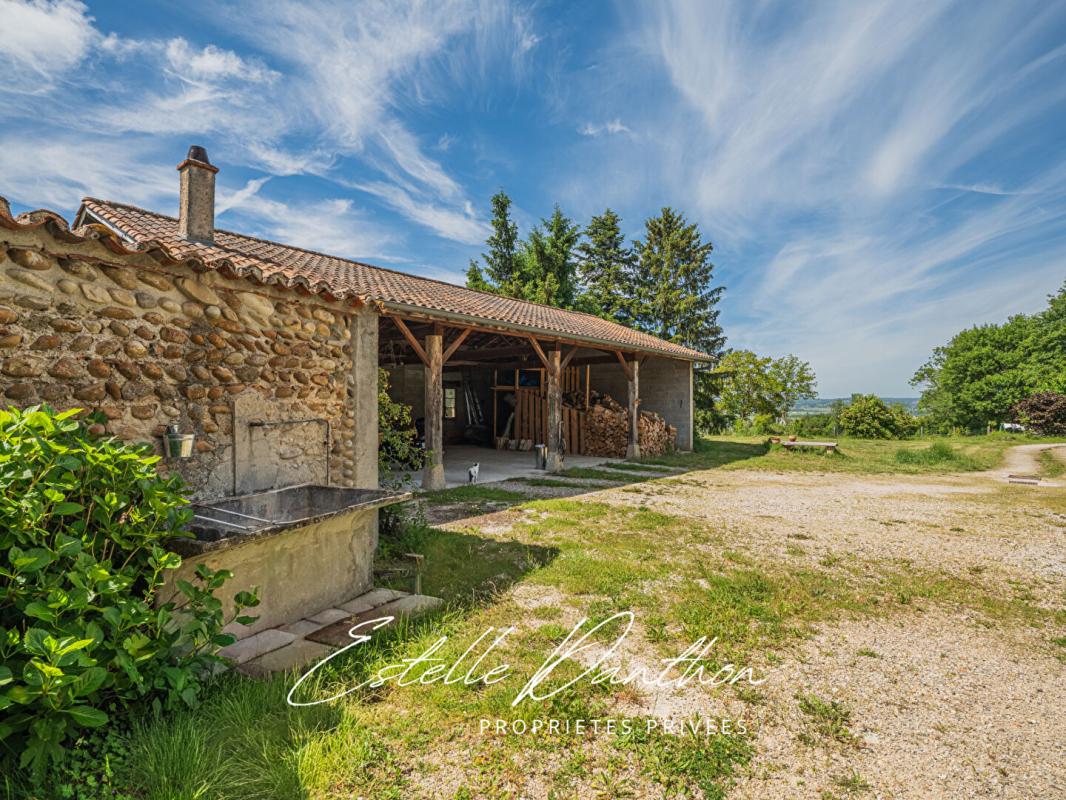 VIRIVILLE Maison Viriville de 135 m2 avec terrain de 5500m2 14