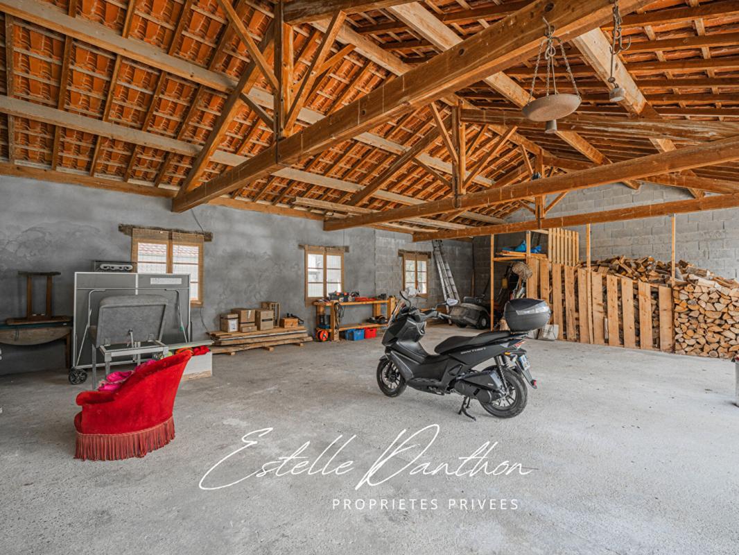 VIRIVILLE Maison Viriville de 135 m2 avec terrain de 5500m2 15