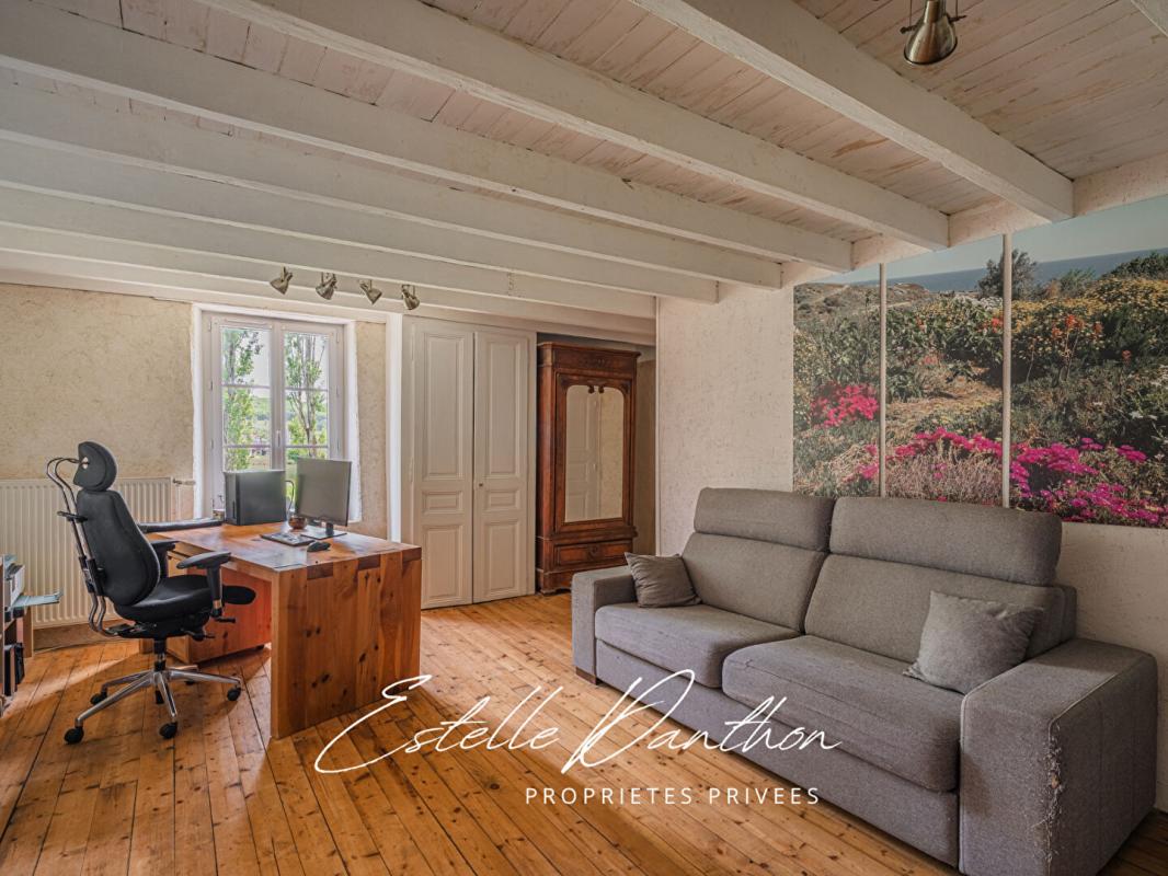 VIRIVILLE Maison Viriville de 135 m2 avec terrain de 5500m2 9