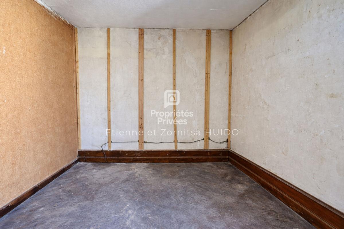 VATAN Maison à rénover 4 pièces 10