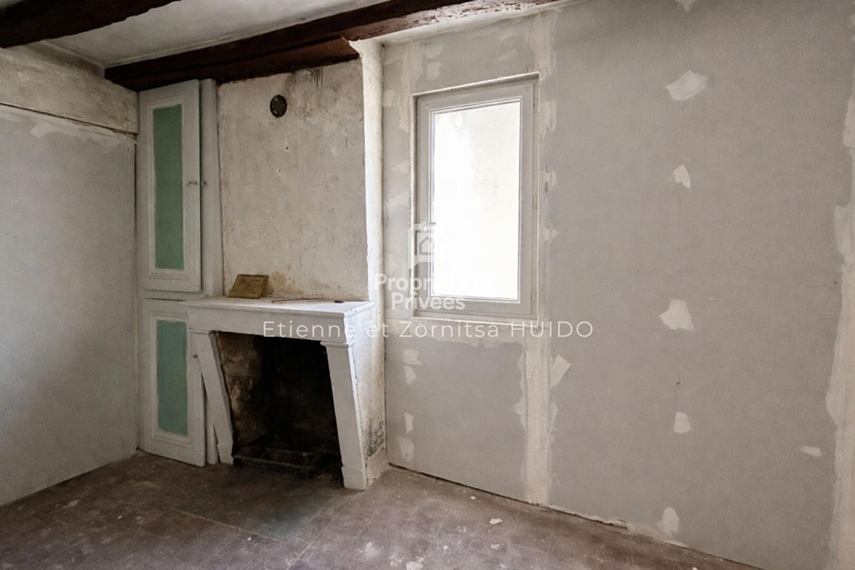 VATAN Maison à rénover 4 pièces 11