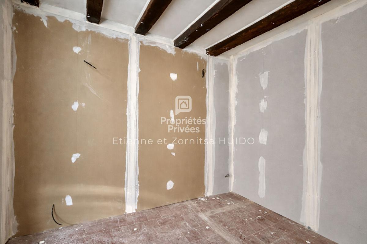 VATAN Maison à rénover 4 pièces 12