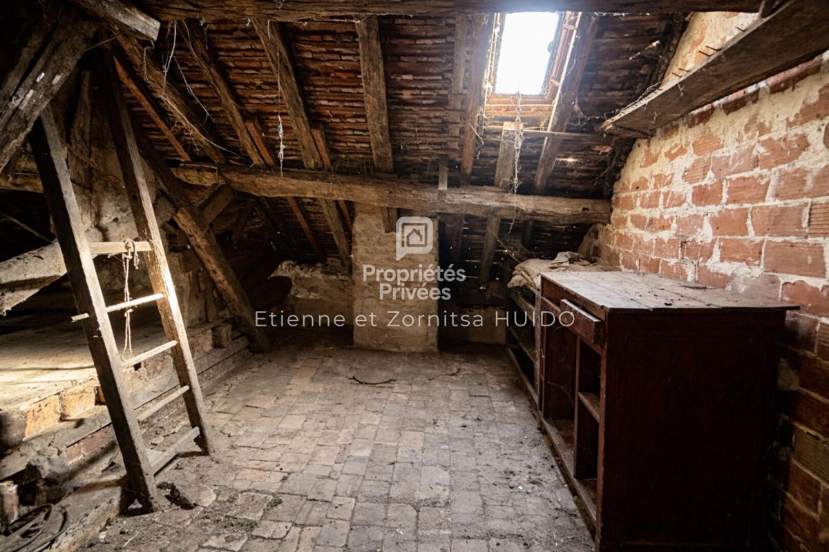 VATAN Maison à rénover 4 pièces 15