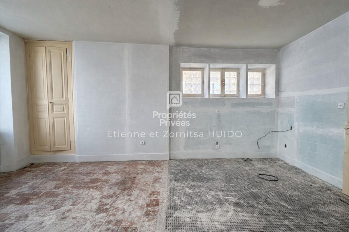 VATAN Maison à rénover 4 pièces 7