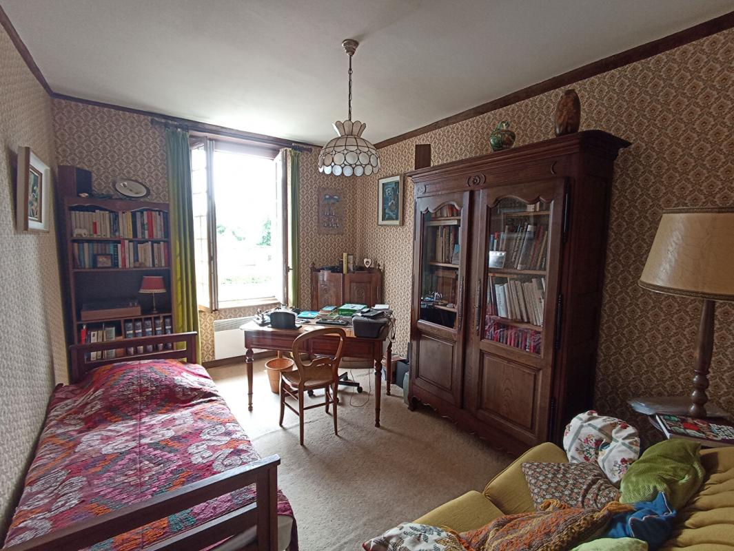 SAINT-NICOLAS-DES-BOIS Maison de caractère, 6 chambres, à St Nicolas des Bois 8