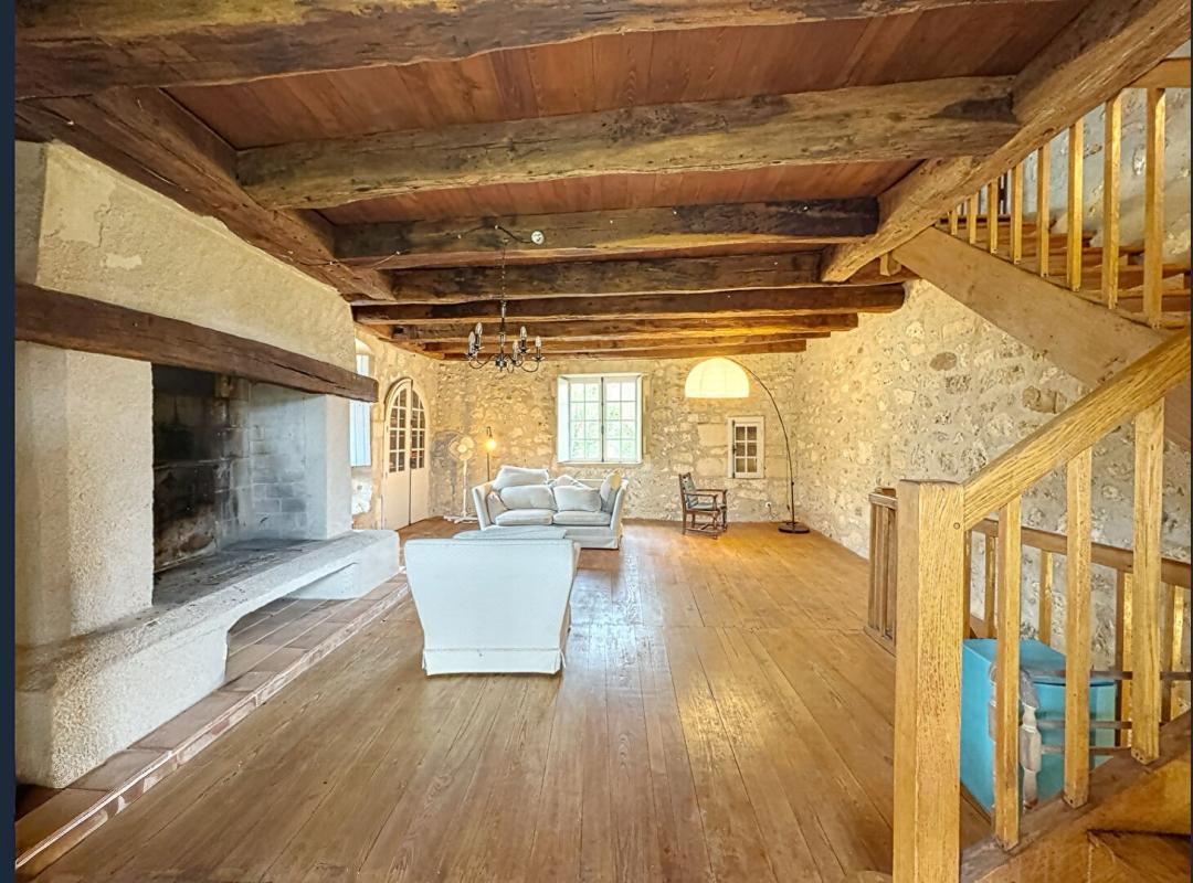 BRANTOME Charmante maison en pierres type 4, à Brantôme En Périgord 24310 4