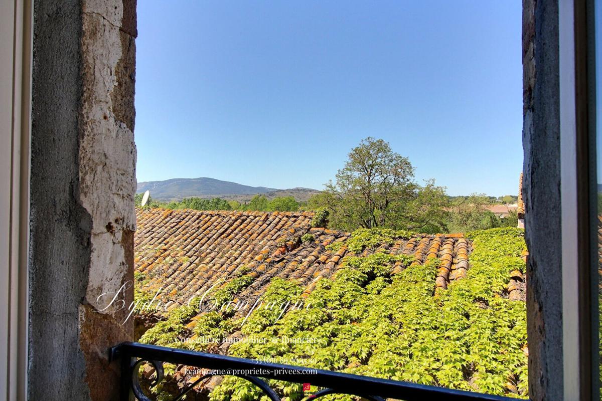 FERRALS-LES-CORBIERES Coup de coeur  Maison de village avec terrasse plein ciel et terrain de loisirs 2