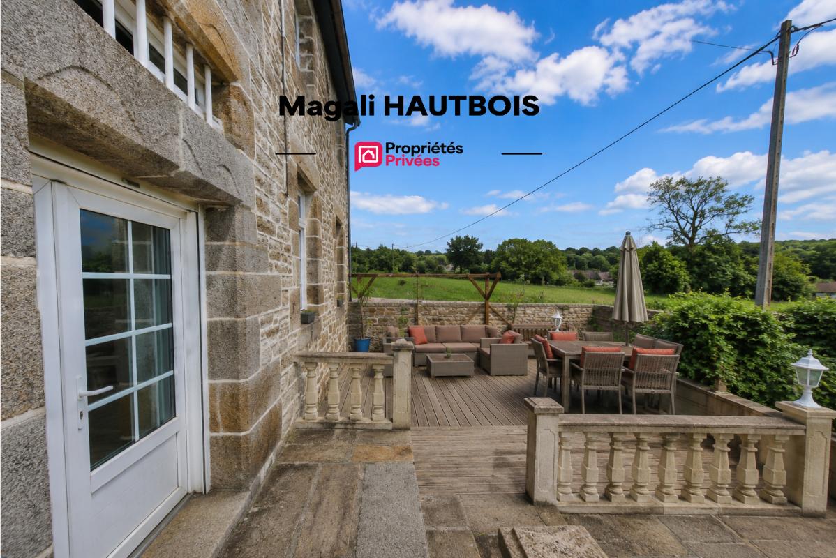 AVRANCHES Maison bourgeoise Avranches 9 pièce(s) 267.90 m2 1
