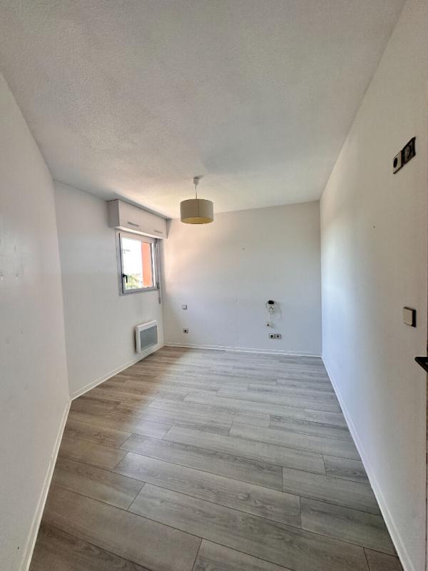 AGEN Appartement  2 pièce(s) 10