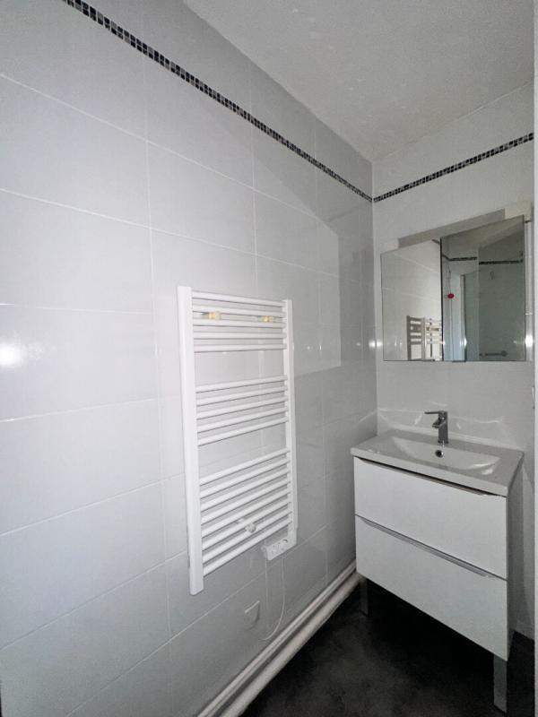 AGEN Appartement  2 pièce(s) 12