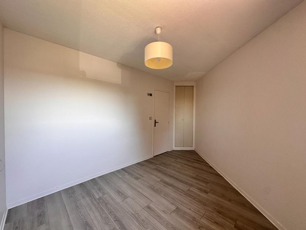 AGEN Appartement  2 pièce(s) 9