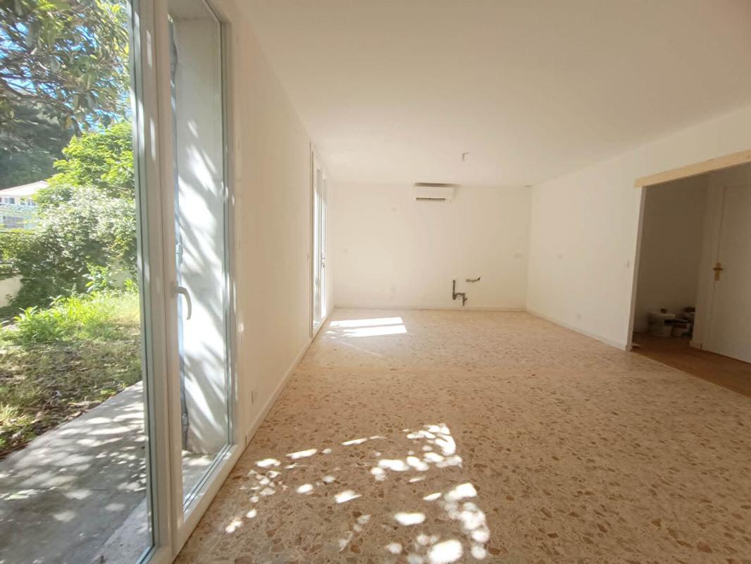 SAINT-CHAMAS Maison Saint Chamas 4 pièce(s) 80 m2 avec JARDIN 6
