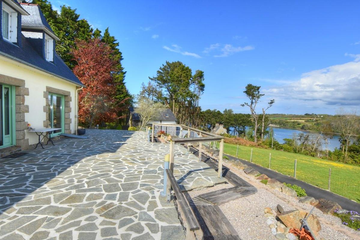 PLOUGUIEL Propriété en bord d'estuaire proche de Tréguier 2