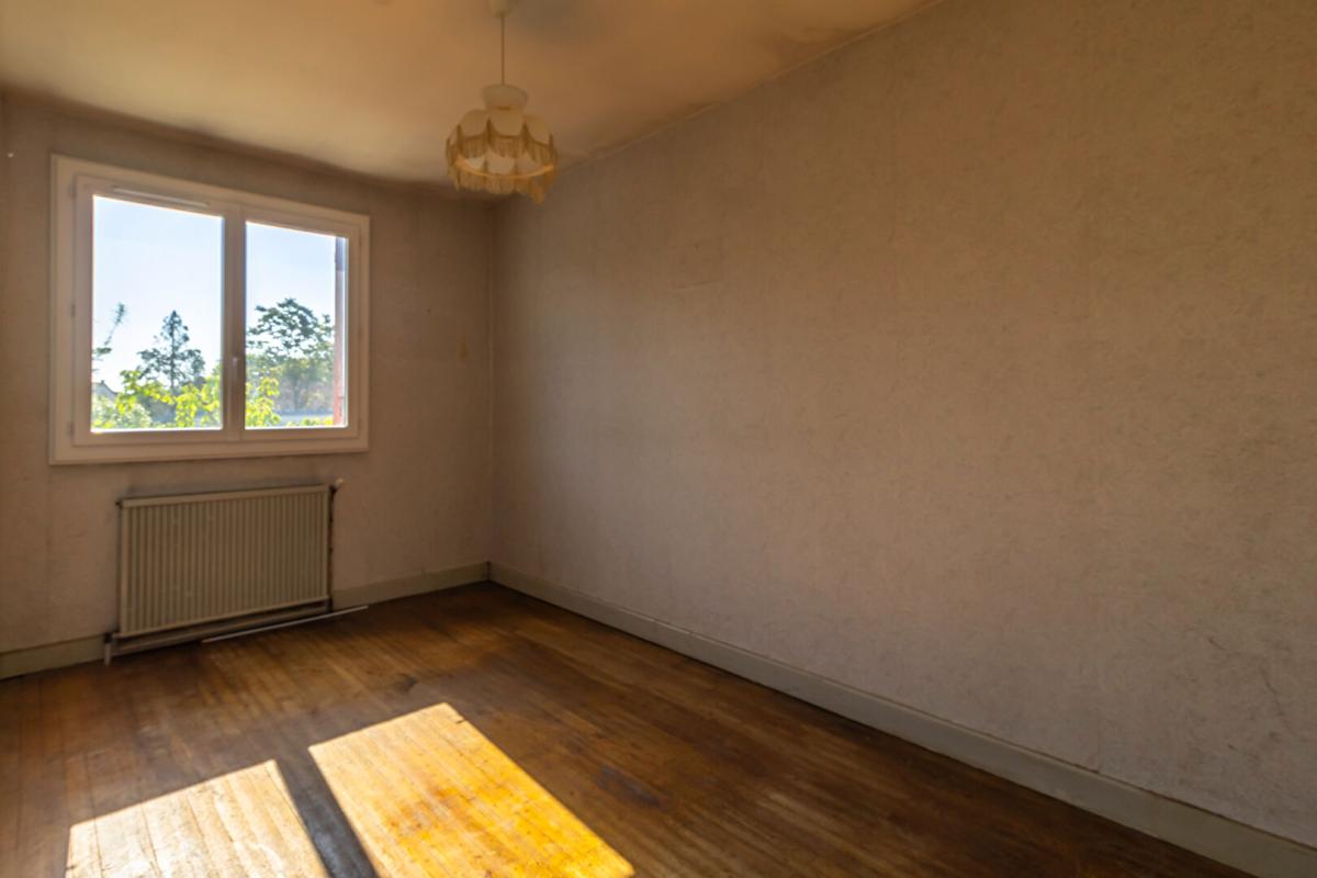 GIEVRES Maison Gièvres 6 pièce(s) 91 m2 12