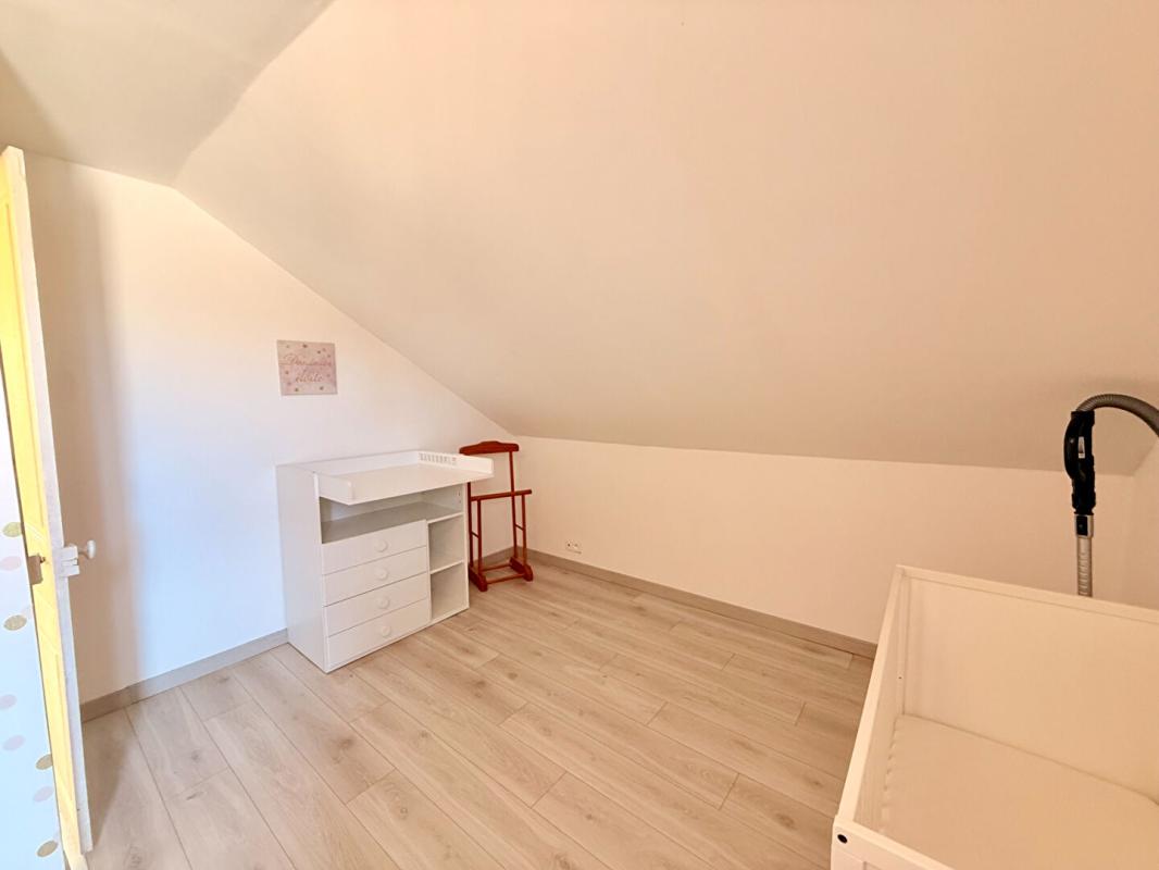CHARMOY Maison sur sous-sol 5 pièces 4 chambres 110 m2 9