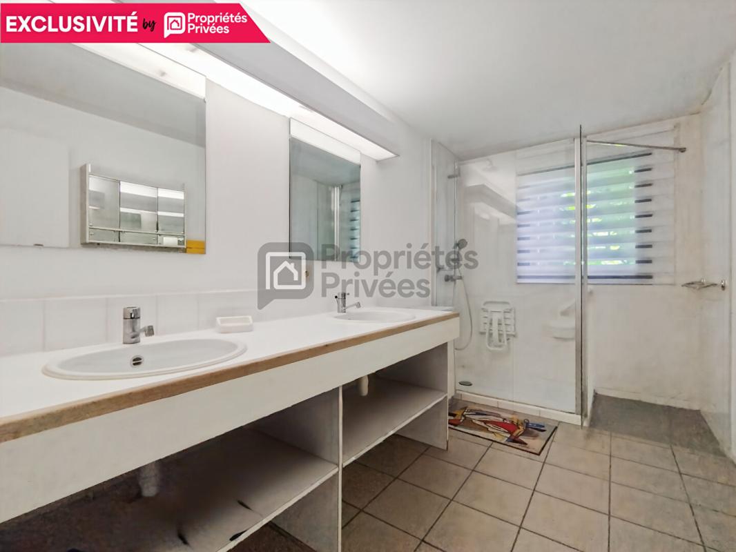 GOYRANS Maison Goyrans 160 m2 - 6 pièces - 3 Chambres - parcelle de 1854 m² 10