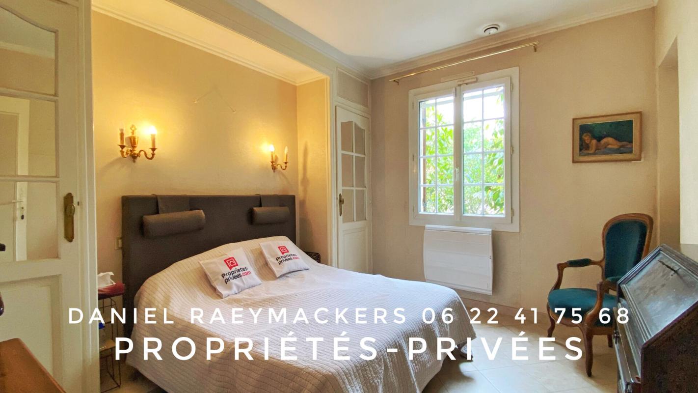 MONTPON-MENESTEROL EXCLUSIVITE Maison 122 m² vie plain-pied 2 min gare Montpon-Menesterol 6