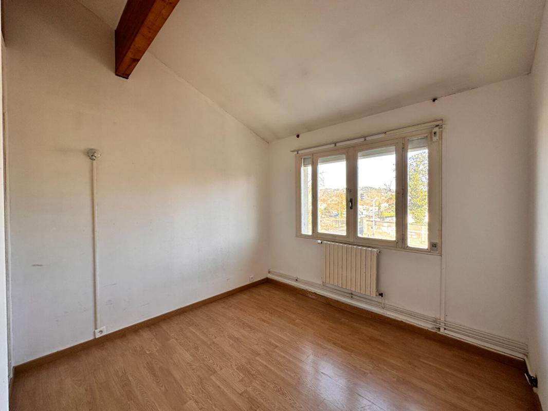 AGEN Appartement  3 pièce(s) 111.12 m2 10