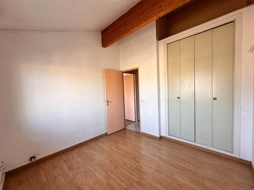 AGEN Appartement  3 pièce(s) 111.12 m2 11