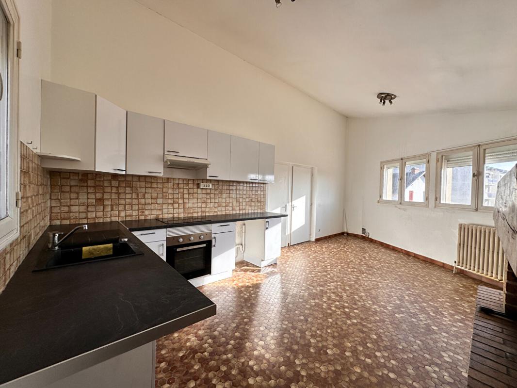 AGEN Appartement  3 pièce(s) 111.12 m2 7