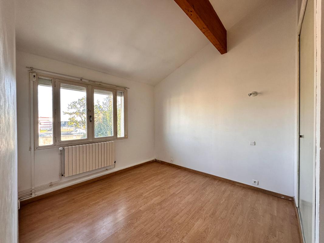 AGEN Appartement  3 pièce(s) 111.12 m2 8