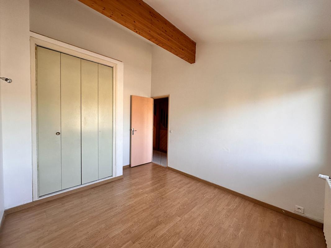 AGEN Appartement  3 pièce(s) 111.12 m2 9