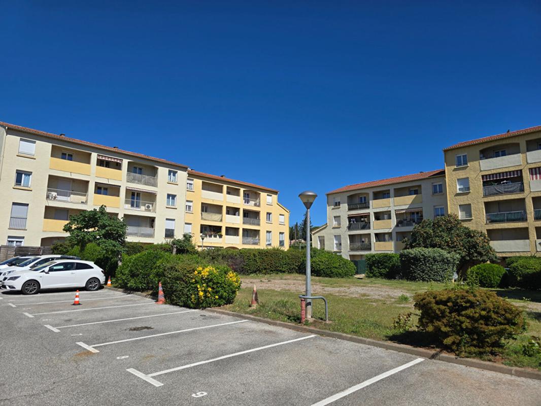 LE MUY Appartement Le Muy 2 pièce(s) 42 m2 10