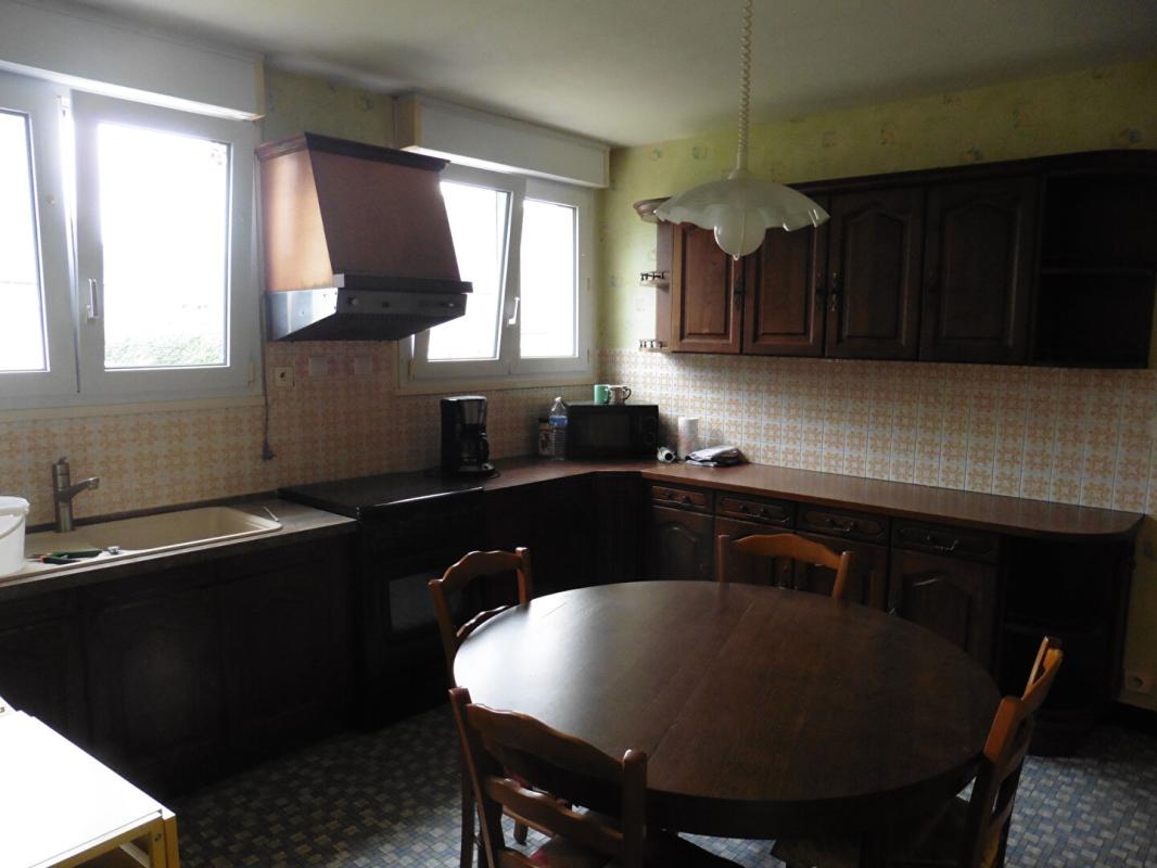 QUIMPERLE Maison Quimperlé 4 pièce(s) 96 m2 habitables 8