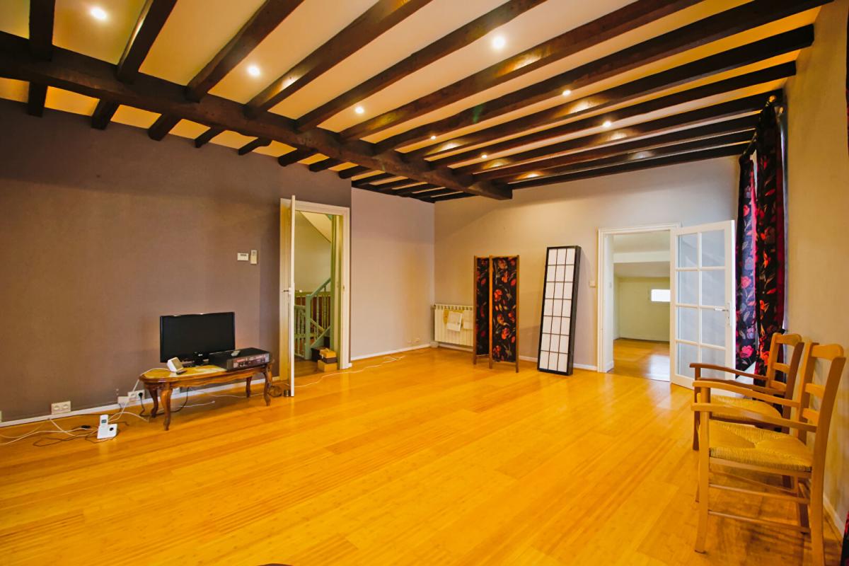 USTARITZ Maison de caractère au coeur du Pays basque 8