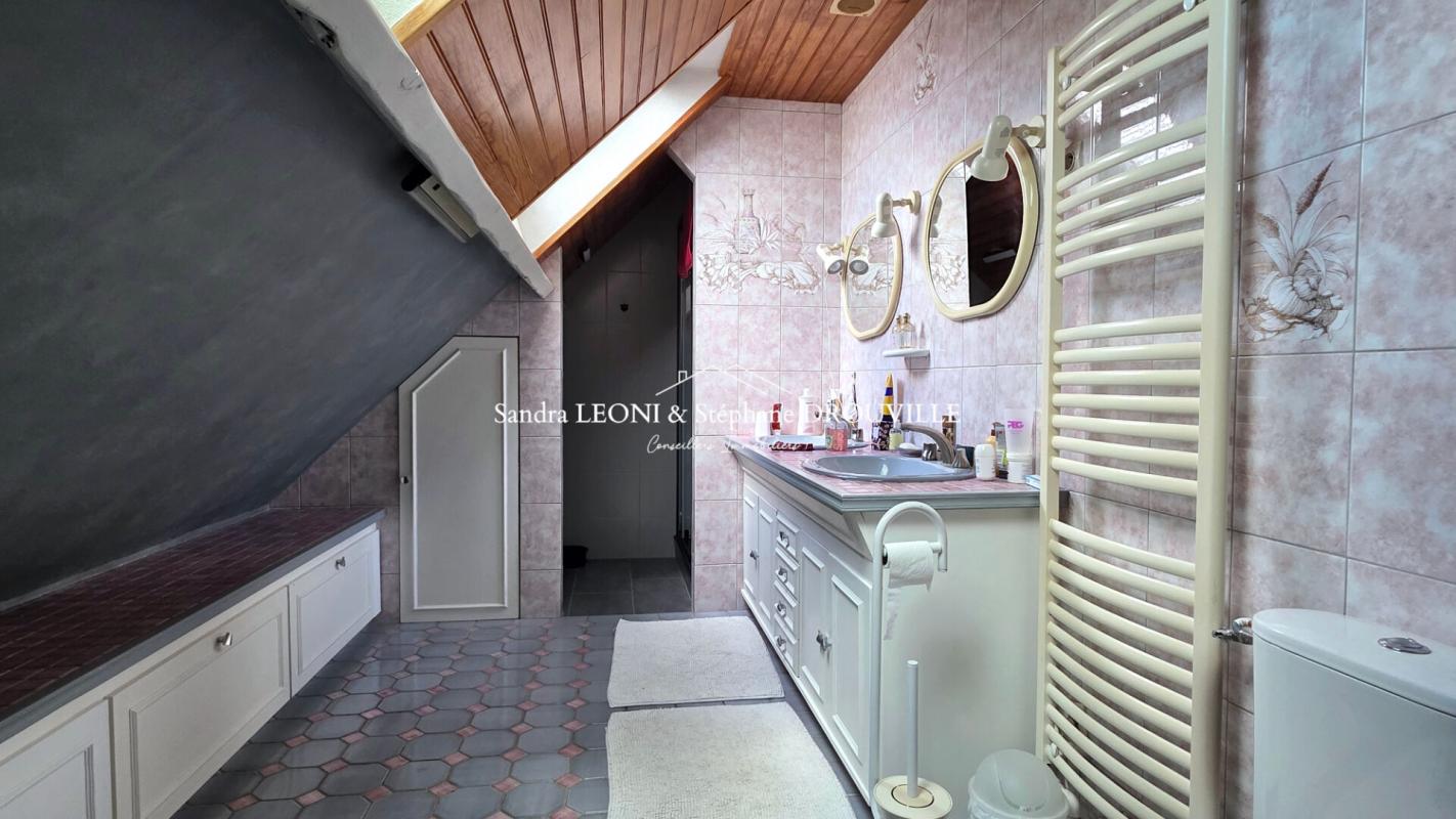 MAINTENON PROCHE MAINTENON RAVISSANTE MAISON DE 140m², 4 CHAMBRES 12