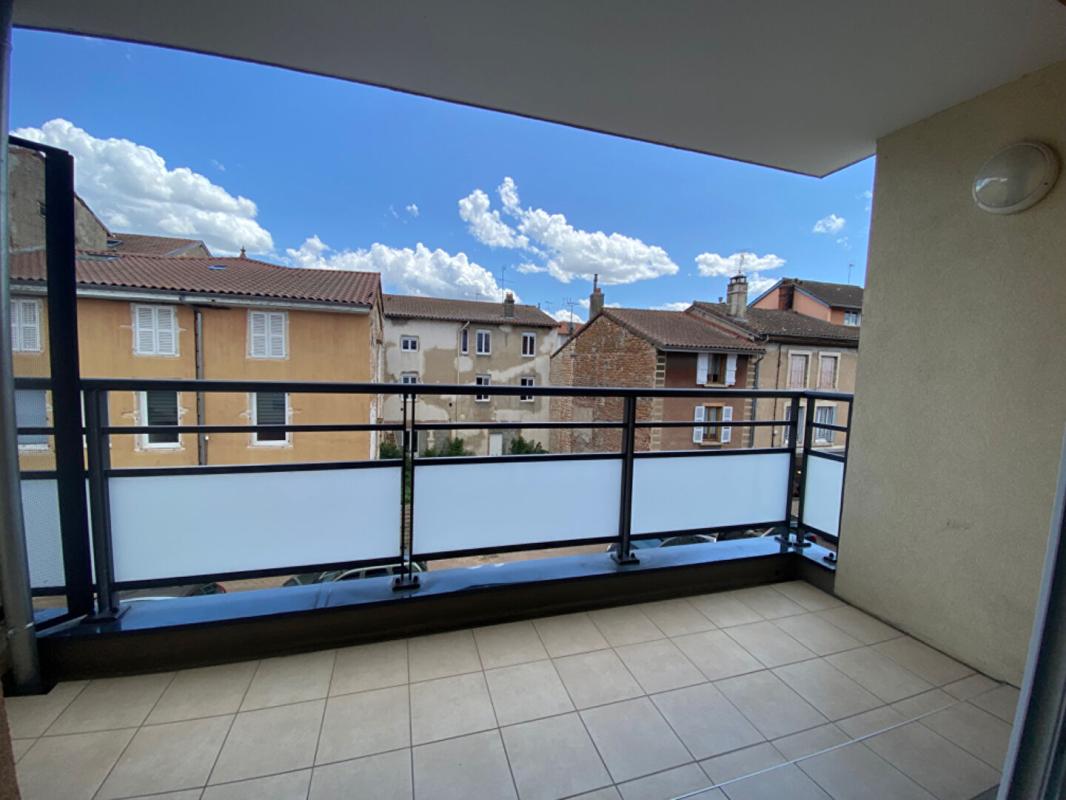 SAINT-LAURENT-SUR-SAONE À vendre - Appartement T3 lumineux avec balcon et garage - Saint-Laurent-sur-Saône (01750) 2