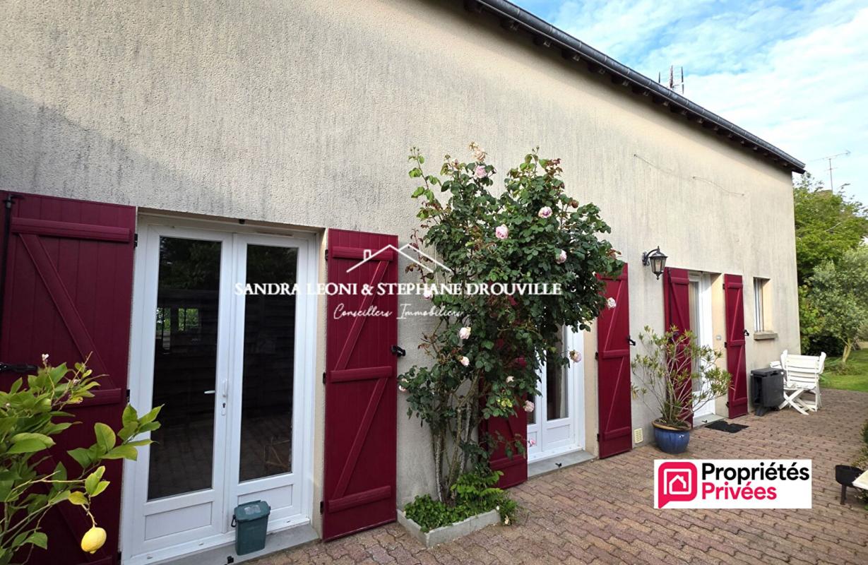 CHARTRES PROCHE CHARTRES - LUCE CHARMANTE MAISON 124 m2, 3 chambres 3
