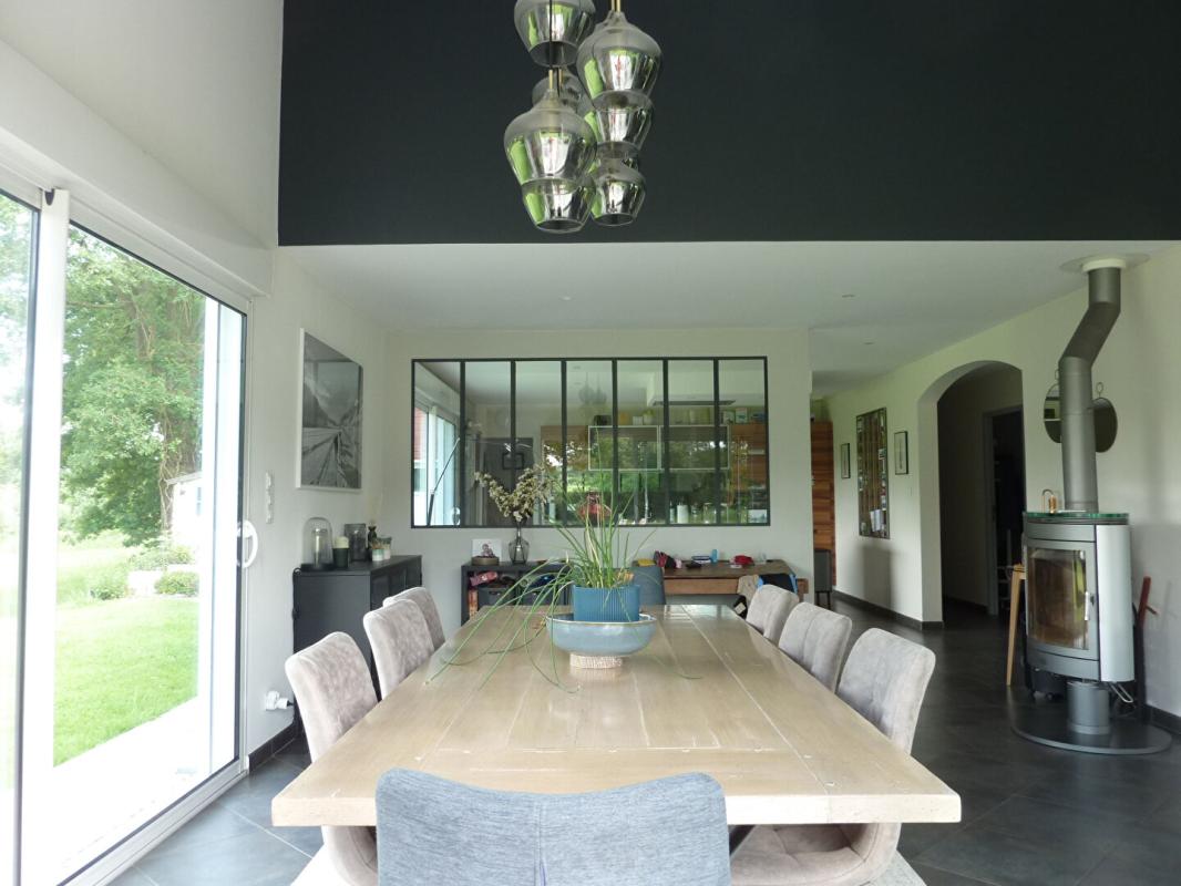 CHOLET Maison Cholet 9 pièce(s) 207m2 1