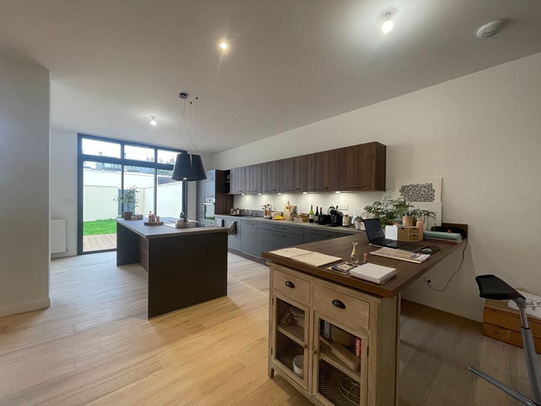 LE MANS Maison  Le Mans ( 8 pièces ) 222m2 7