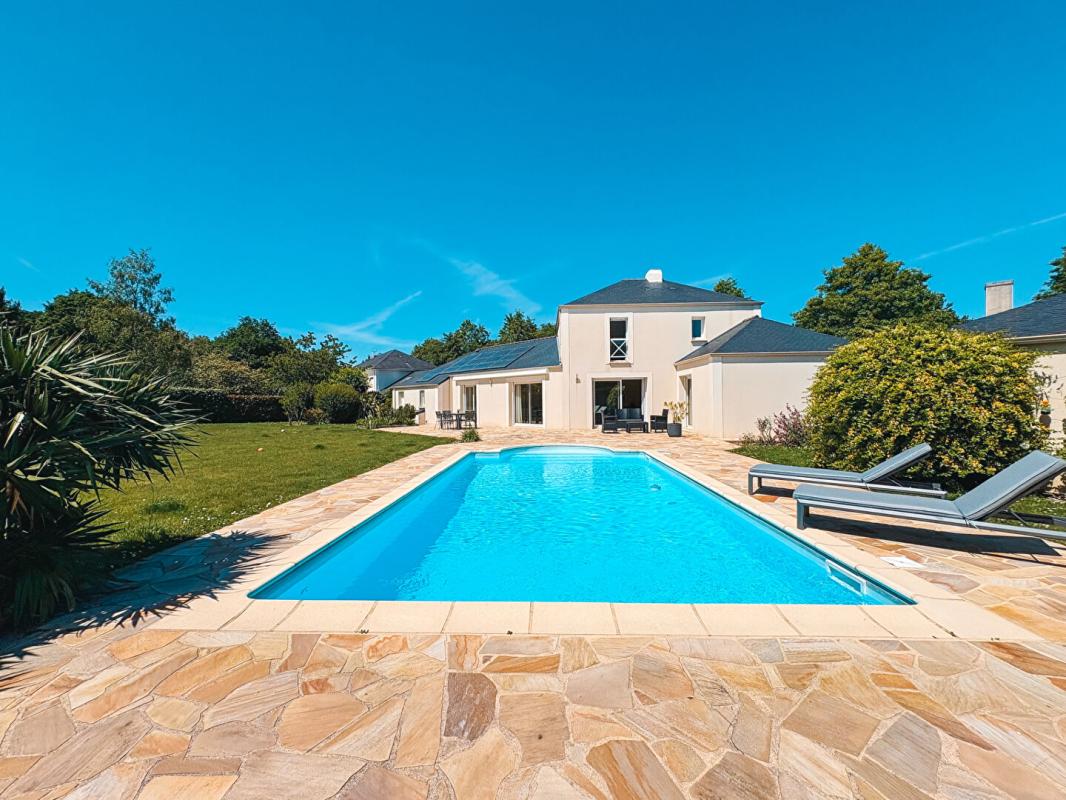 VIGNEUX-DE-BRETAGNE Maison 5 chambres, piscine et double garage - Golf de Nantes / Vigneux de Bretagne 1