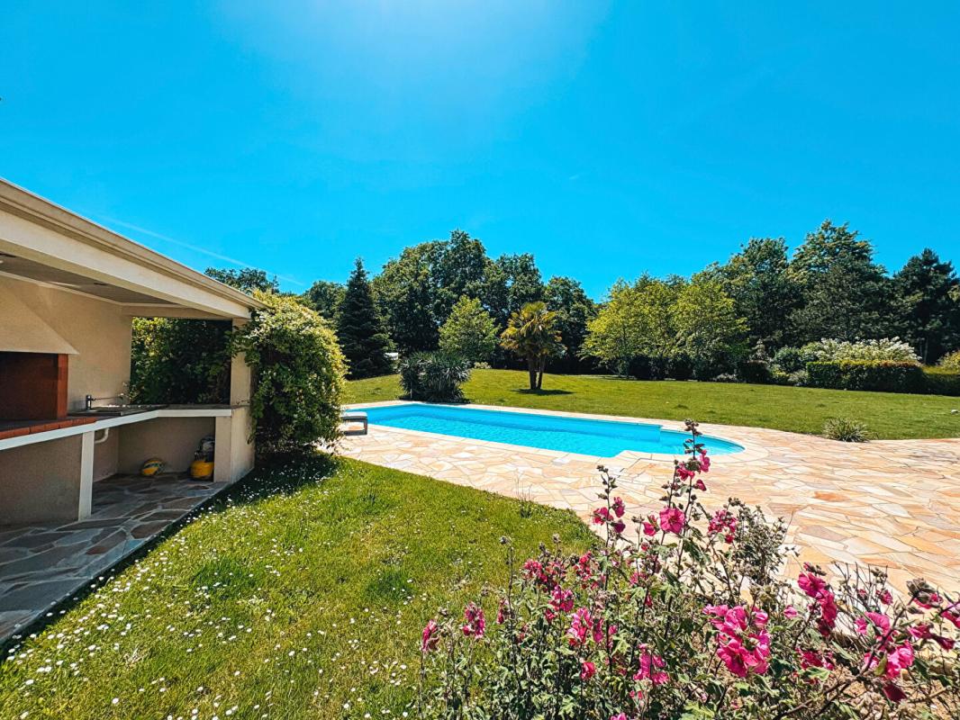 VIGNEUX-DE-BRETAGNE Maison 5 chambres, piscine et double garage - Golf de Nantes / Vigneux de Bretagne 12