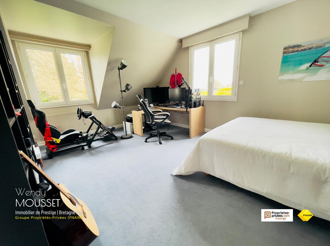 THEIX Villa bourgeoise de 285 m² avec immense sous-sol ? Aux portes de Vannes ? Secteur Saint-Goustan/Golf à Theix-Noyalo 12