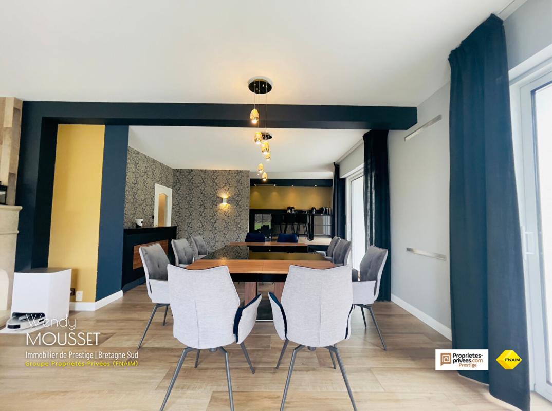 THEIX Villa bourgeoise de 285 m² avec immense sous-sol ? Aux portes de Vannes ? Secteur Saint-Goustan/Golf à Theix-Noyalo 7