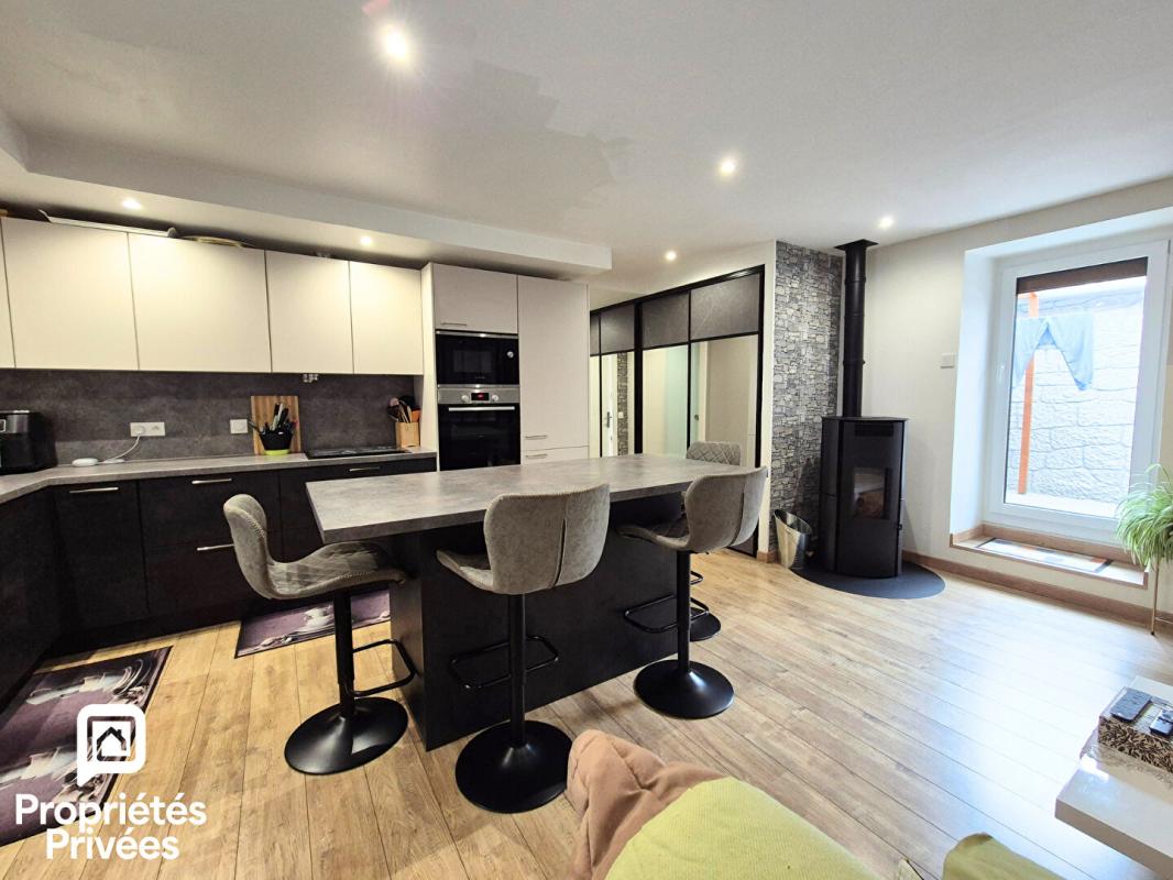 COLLONGES Appartement triplex 93m2 - Collonges 01550 10