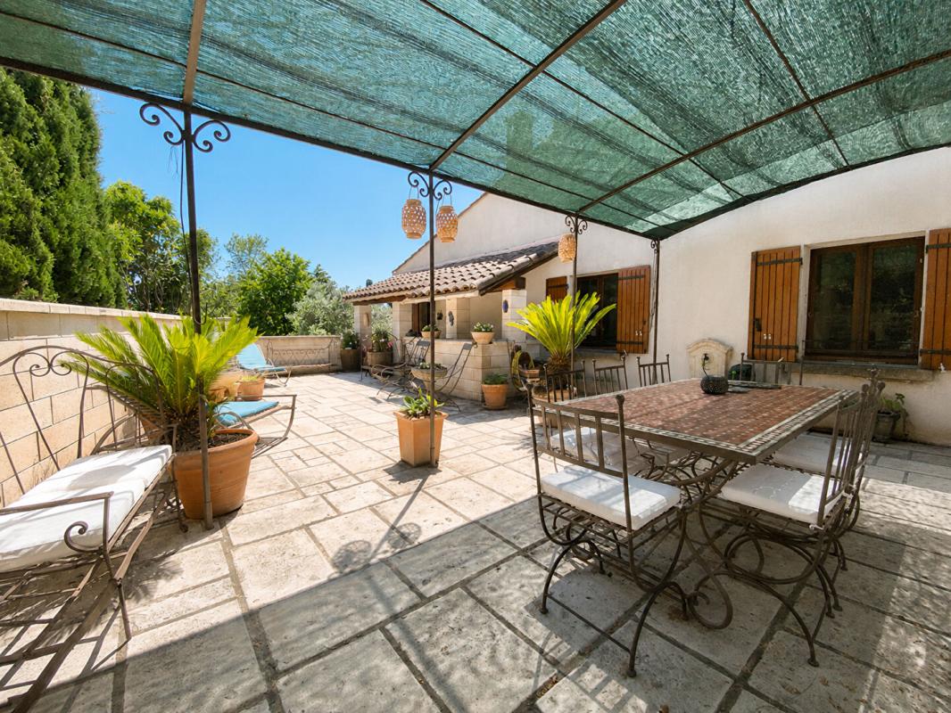 CHATEAURENARD Maison en Campagne 134 m2 sur 11 522 m2 de terrain 1