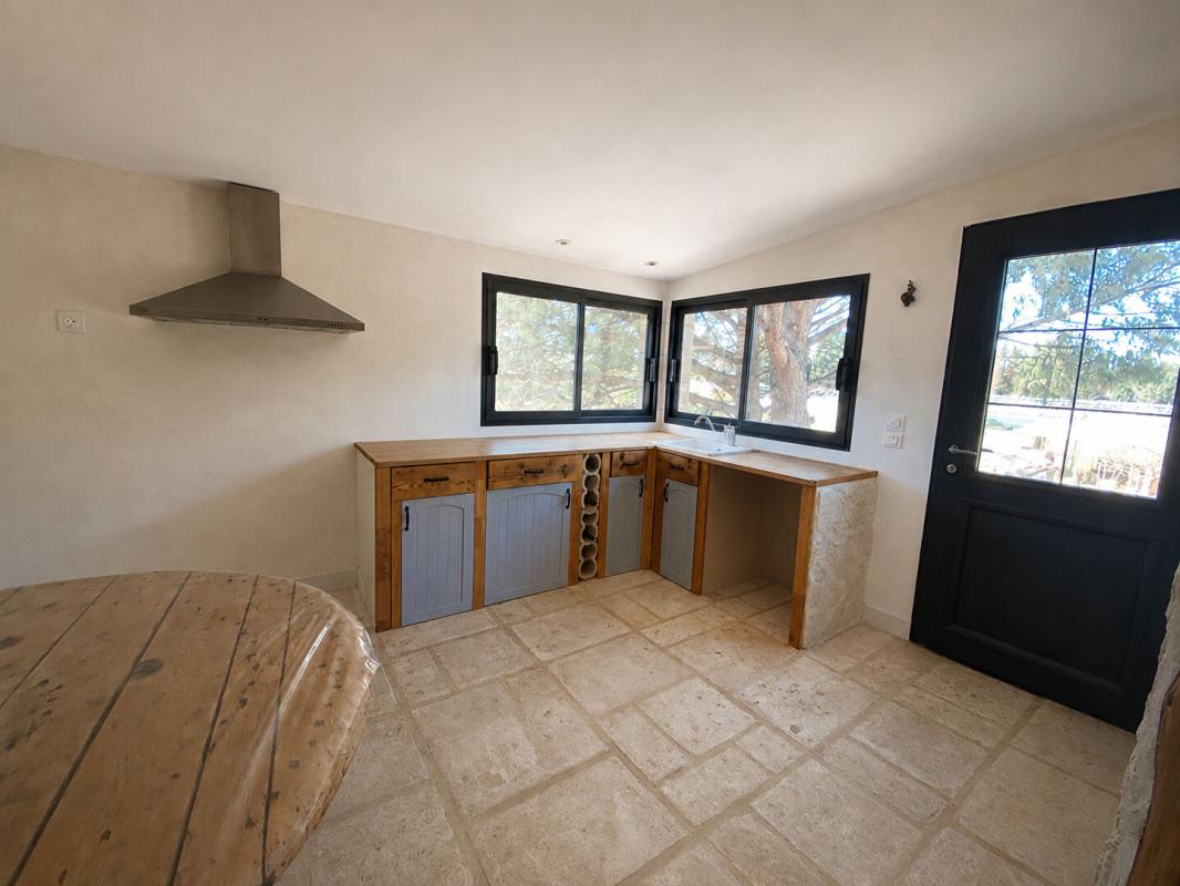 CHATEAURENARD Maison en Campagne 134 m2 sur 11 522 m2 de terrain 4