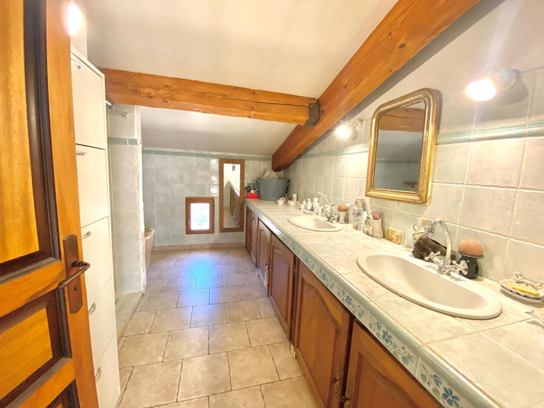 CHATEAURENARD Maison en Campagne 134 m2 sur 11 522 m2 de terrain 7
