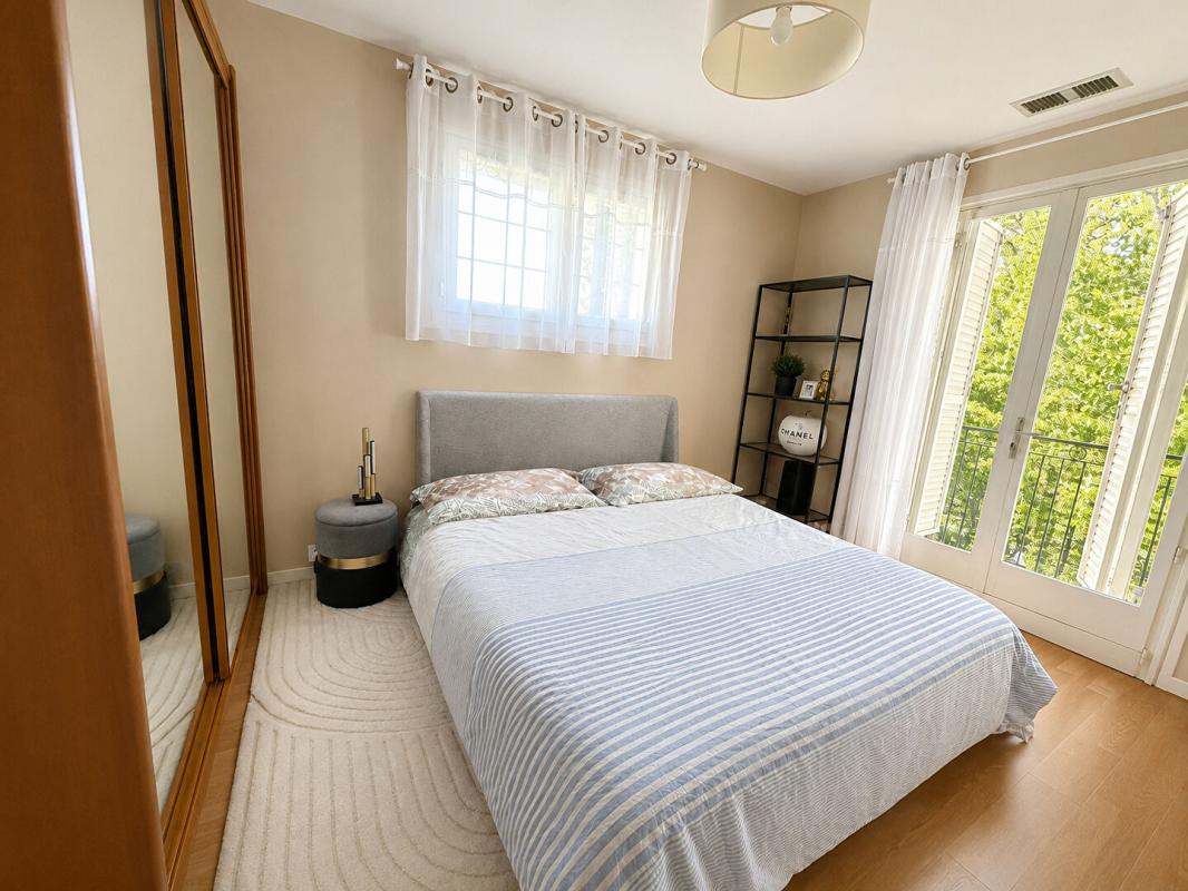ANGOULEME Maison Angouleme 4 pièce(s) 140 m2 10