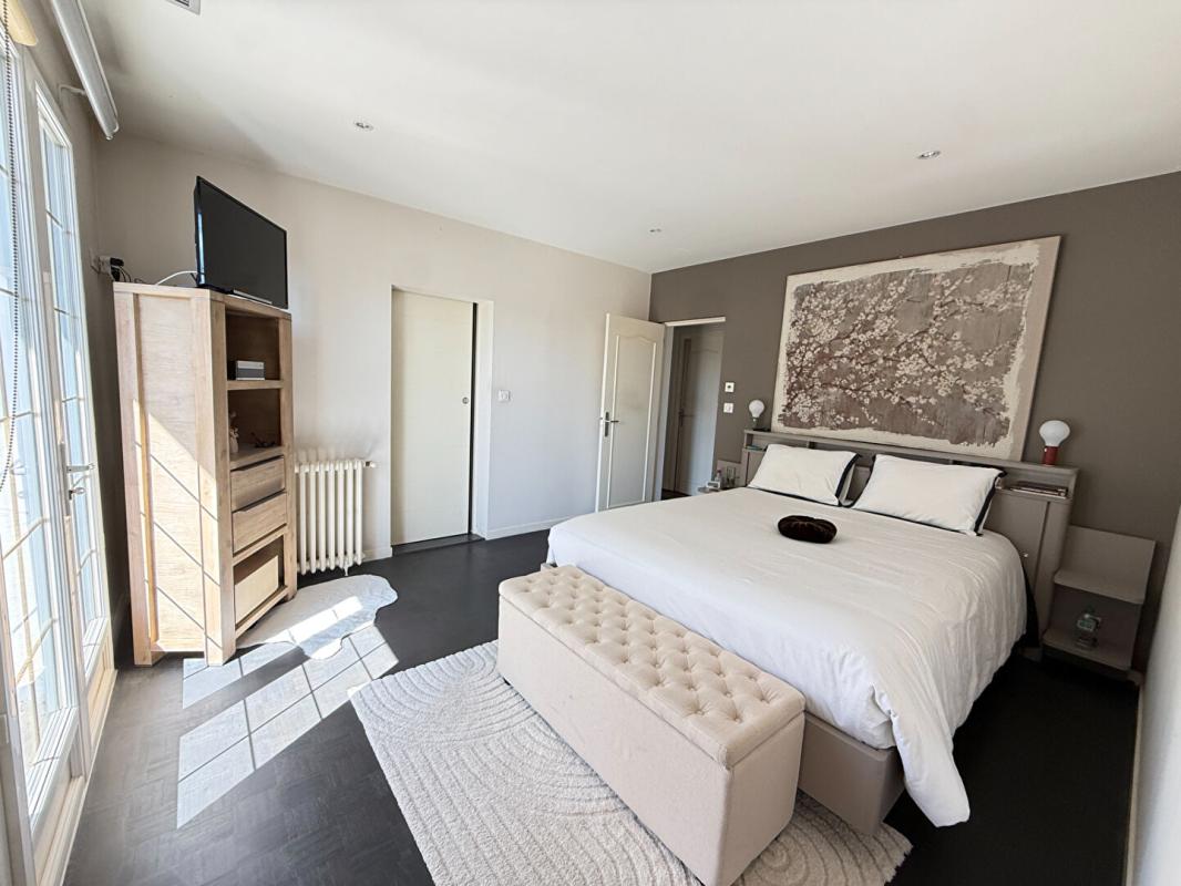 ANGOULEME Maison Angouleme 4 pièce(s) 140 m2 8