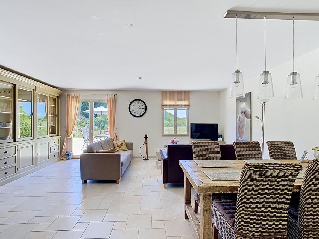 PRATS-DE-CARLUX Belle maison contemporaine avec 4 chambres, piscine et garage 5