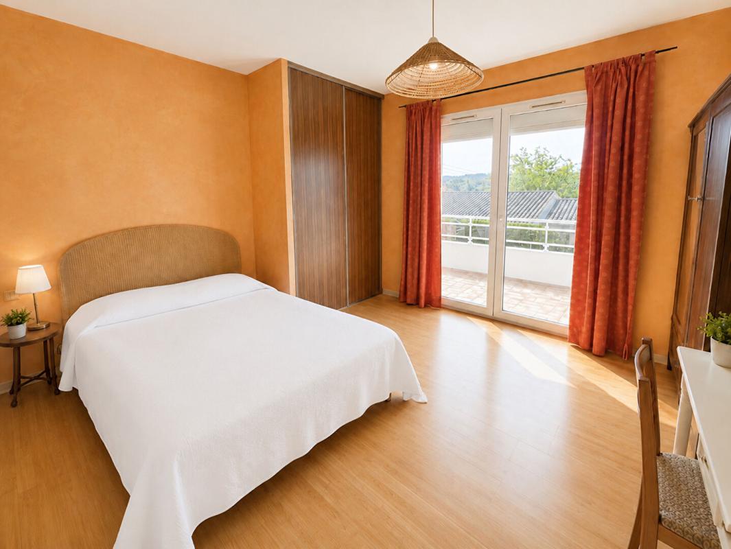 ORGON À vendre maison avec piscine sur les hauteurs d'Orgon 10