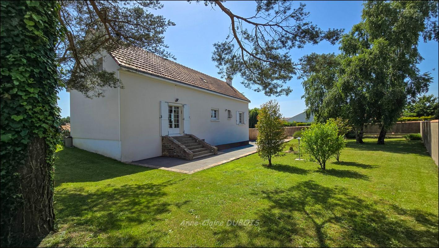 SAINT-PERE-EN-RETZ Maison Saint Pere En Retz 7 pièce(s) 153 m2 4
